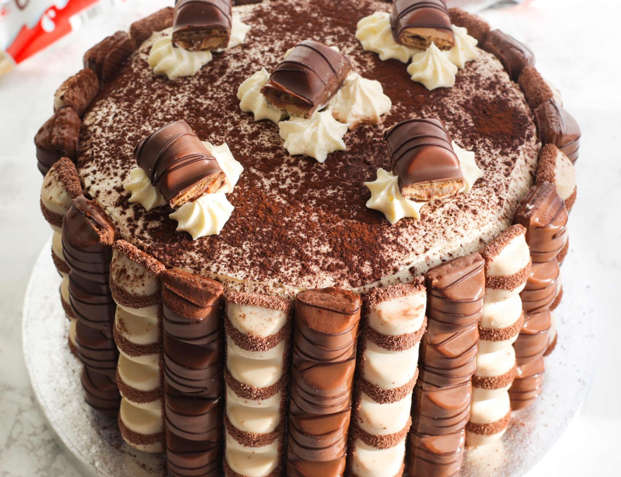 Kinder Bueno Bar Chocolate Cake Recipe suggested serving