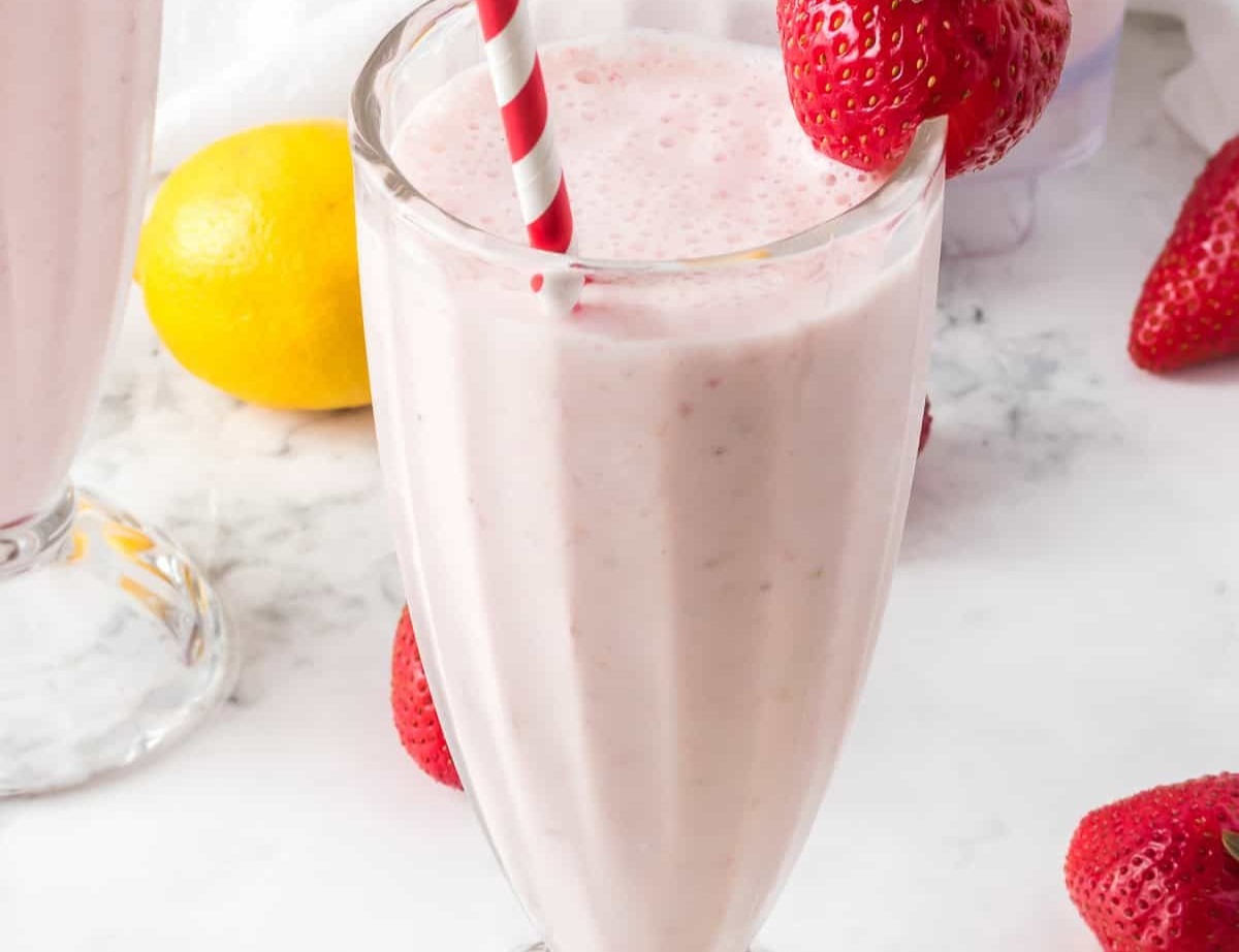 Strawberry Frosted Lemonade top view